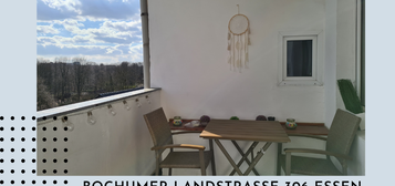 Herzlich willkommen in dieser schönen renovierten 3 Zimmer-Wohnung mit Balkon