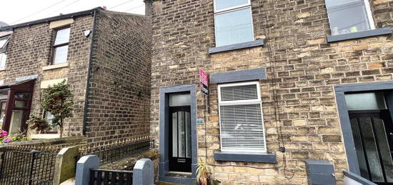 Semi-detached house to rent in King Street, Hollingworth, Hyde SK14