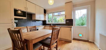 2 bed terraced house to rent