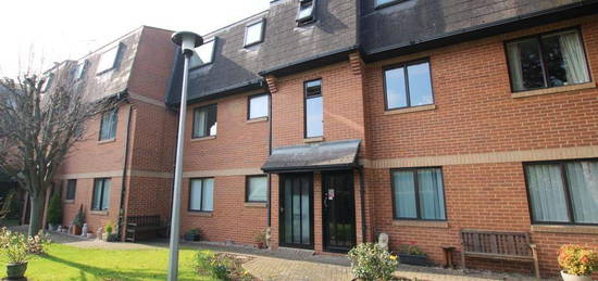 Flat to rent in William Nichols Court, Huntly Grove, Peterborough PE1