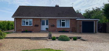 3 bed detached bungalow for sale