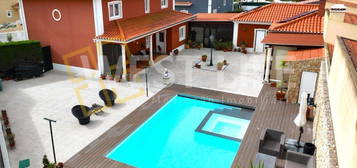 Moradia Independente T4 com Jardim + Piscina - Telheiro c/churrasqu...