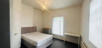 Room to rent in Haynes Street, Bolton BL3