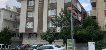 ASIM GÜNDÜz CADDESİ ÜZERİNDE 3+1