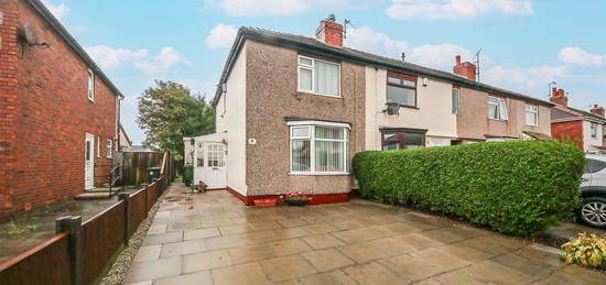 3 bed semi-detached house for sale