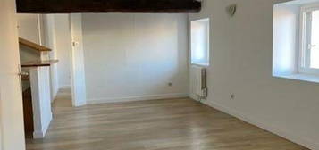 Appartement  à louer, 2 pièces, 1 chambre, 62 m²