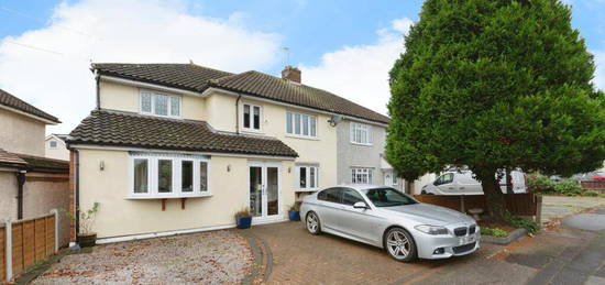 4 bedroom semi-detached house for sale