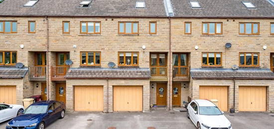 4 bedroom mews house for sale