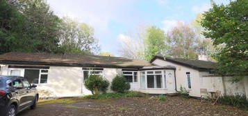 4 bed detached bungalow to rent