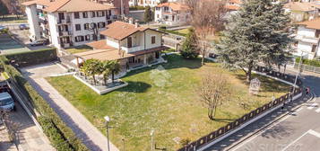 VILLA SINGOLA A BONATE SOPRA