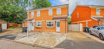 2 bedroom semi-detached house for sale