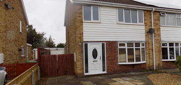 3 bedroom semi-detached house to rent