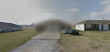 620 W Morgan St, Bolivar, MO 65613