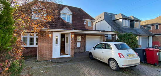 Property to rent in Mulberry Drive, Langley, Slough SL3