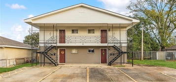 466 Marino Dr Apt C, Norco, LA 70079