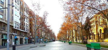 Piso en Paseo Sagasta, Zaragoza