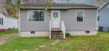 1426 Irwin Ave, Maryville, TN 37804