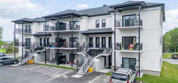 765 Rue Rachel-Hébert, Coaticook, Quebec