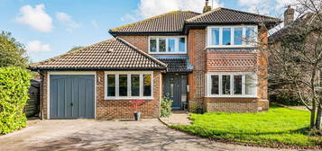 4 bed detached house for sale