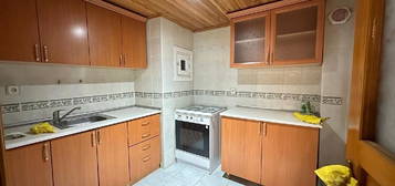 **BURAK **tan  KRALIK  CADDE  ST  2+1. 85m2. 4.KAT.  TERAS  KATI  DARE