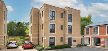 Flat for sale in Baddlesmere Drive, Kings Hill ME19