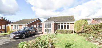 Bungalow to rent in Hollyberry Close, Redditch, Worcestershire B98