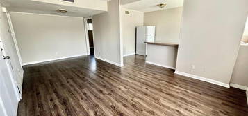 3304 Red River St Apt 104, Austin, TX 78705