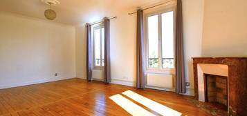 Appartement  à vendre, 4 pièces, 2 chambres, 79 m²