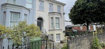 Flat to rent in Hewlett Road, Cheltenham GL52