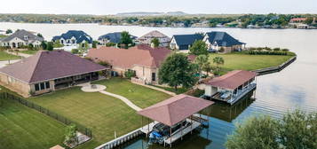 1007 Sunset Bay Ct, Granbury, TX 76048