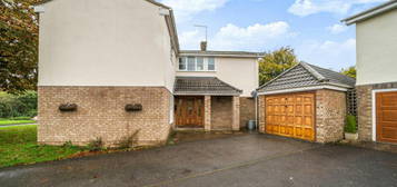 4 bedroom detached house