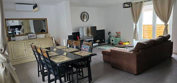 Maison  à vendre, 4 pièces, 2 chambres, 93 m²