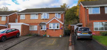 3 bed semi-detached house for sale