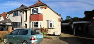 3 bedroom link detached house for sale