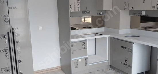 YAŞAMKENT'DE SIFIR 1+1 DAİRE