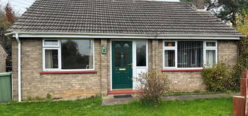 2 bedroom semi-detached bungalow to rent