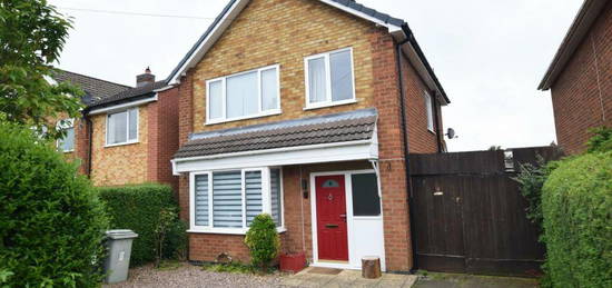 3 bedroom detached house