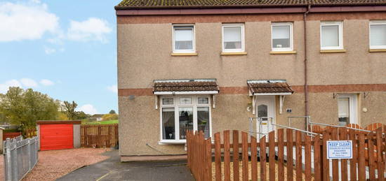 4 bed semi-detached house for sale