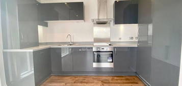 2 bed flat to rent