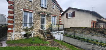 Maison  à vendre, 4 pièces, 2 chambres, 93 m²