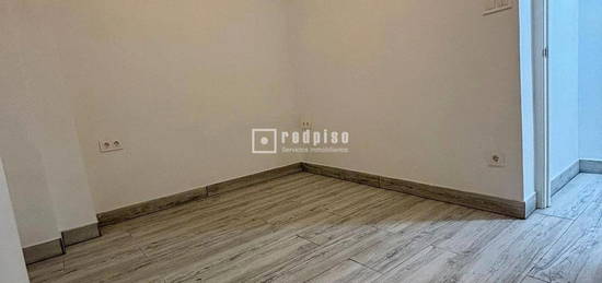 Piso en venta en Juanelo, Embajadores - Lavapiés