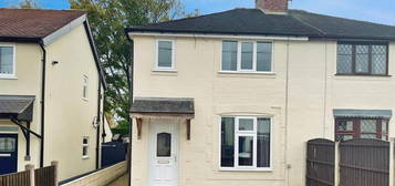 2 bed semi-detached house for sale