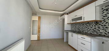 ALPKENT MAHALLES CAM BALKON DOALGAZ EBEVEYN BANYOSU 3+1