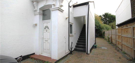 1 bedroom maisonette to rent