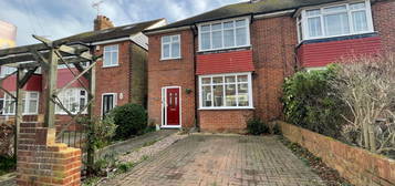 3 bed semi-detached house for sale