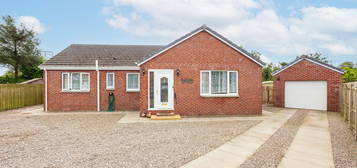 3 bed detached bungalow for sale