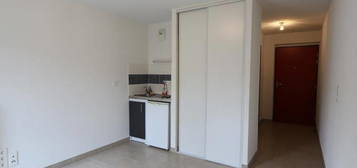 Studio 1 pièce 19 m²