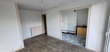 Appartement  à louer, 3 pièces, 2 chambres, 51 m²