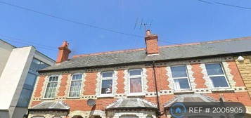 4 bedroom terraced house