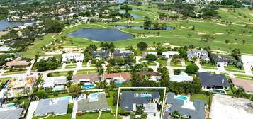 529 Overlook Dr, North Palm Beach, FL 33408